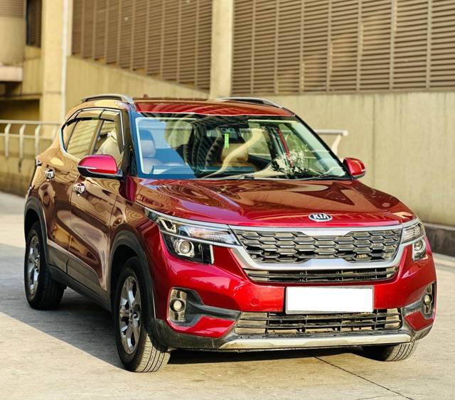 https://images10.gaadi.com/usedcar_image/4542527/original/processed_f68e78611ed43ef73d09cc2e9740b6c4.jpg?imwidth=6400
