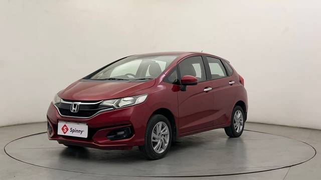 https://images10.gaadi.com/usedcar_image/4542553/original/b4c2081502e28be27ad921da066cce9c.JPG?imwidth=6400