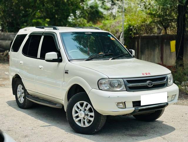https://images10.gaadi.com/usedcar_image/4542644/original/processed_da9ffb73-df5a-42a8-8336-4b1f616996c2.jpg?imwidth=6400