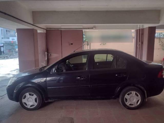 https://images10.gaadi.com/usedcar_image/4542652/original/processed_a22a5727-764d-411b-9e01-0a3b497d6ac8.jpg?imwidth=6401