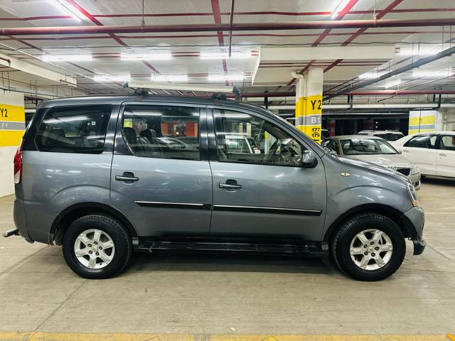 https://images10.gaadi.com/usedcar_image/4542653/original/processed_880fdd01bec5301b06955437cde03b9e.jpg?imwidth=6401