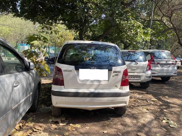 https://images10.gaadi.com/usedcar_image/4542660/original/processed_755604b8-00e0-4270-8dc2-692ef82ded4f.jpeg?imwidth=6400