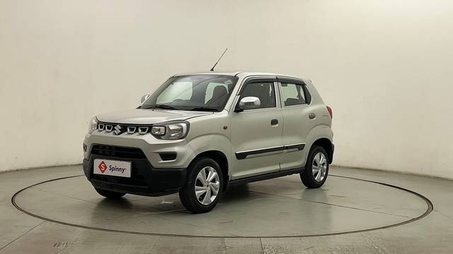 https://images10.gaadi.com/usedcar_image/4542700/original/49c50c6e6e5c8674888068eb9c43f0e2.JPG?imwidth=6400