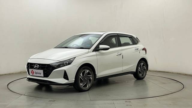 https://images10.gaadi.com/usedcar_image/4542703/original/ff9fc4a08bd9966b2a1ed4a70a984529.JPG?imwidth=6400