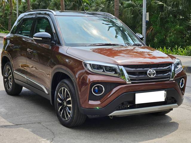 https://images10.gaadi.com/usedcar_image/4542719/original/processed_621df3f78e1eeb47bb36c90d22942b46.jpg?imwidth=6400