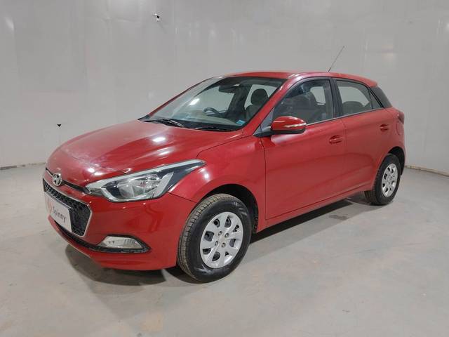 https://images10.gaadi.com/usedcar_image/4542762/original/558bb928658490b873bfbc882bbb1d19.jpg?imwidth=6400