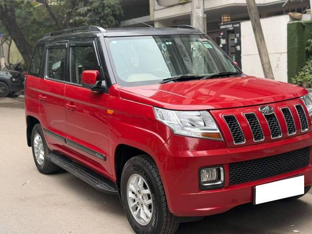 https://images10.gaadi.com/usedcar_image/4542778/original/processed_bf9ce9e124470a9ab04bd570be27380c.jpg?imwidth=6400