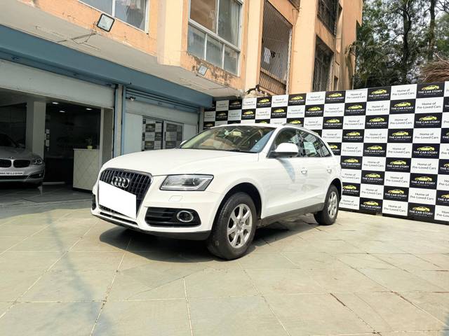 https://images10.gaadi.com/usedcar_image/4542799/original/processed_586852040ed8e696beddcc2e2364bf77.jpg?imwidth=6402