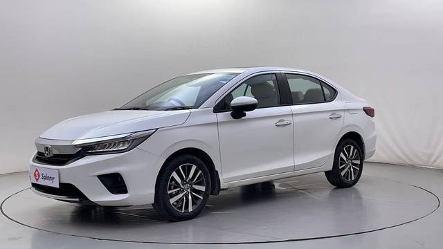 https://images10.gaadi.com/usedcar_image/4542805/original/dd6736d885de0de6f8167c29befda78c.JPG?imwidth=6400