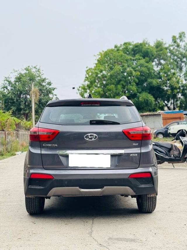 https://images10.gaadi.com/usedcar_image/4542806/original/processed_b189db5b-0874-4d71-8424-d8aa79657086.jpg?imwidth=6402