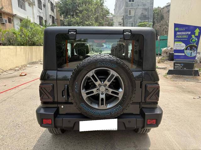 https://images10.gaadi.com/usedcar_image/4542812/original/processed_934970a8a72ec96cee747b68720ee778.jpg?imwidth=6401