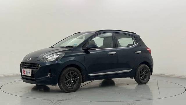 https://images10.gaadi.com/usedcar_image/4542829/original/8a663d6df90e7eee5dbfc5e077be9166.JPG?imwidth=6400