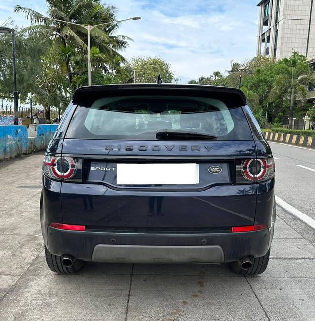 https://images10.gaadi.com/usedcar_image/4542836/original/processed_33c494b6206a49d07489f19a0bb5a43e.jpeg?imwidth=6402