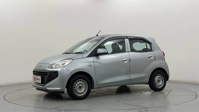https://images10.gaadi.com/usedcar_image/4542839/original/f4d916ddec8499970709faac1ebc050d.JPG?imwidth=6400