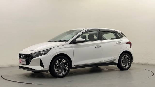 https://images10.gaadi.com/usedcar_image/4542841/original/fbe8c754b6c5e2295db745bf77ed0bd3.JPG?imwidth=6400