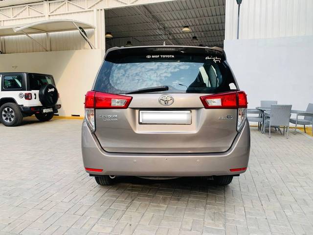 https://images10.gaadi.com/usedcar_image/4542842/original/processed_b5bca3cb67ca7caedac9d6ebf351aef3.jpeg?imwidth=6401