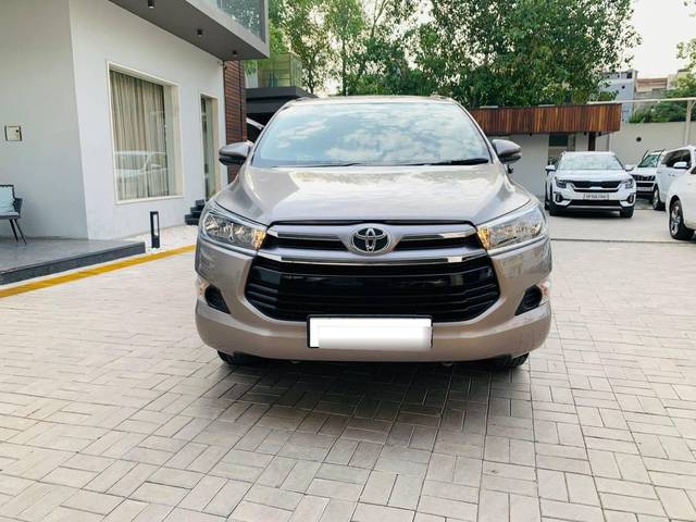 https://images10.gaadi.com/usedcar_image/4542842/original/processed_f1b7cf3b2056b2be3582aa610d66a781.jpeg?imwidth=6400