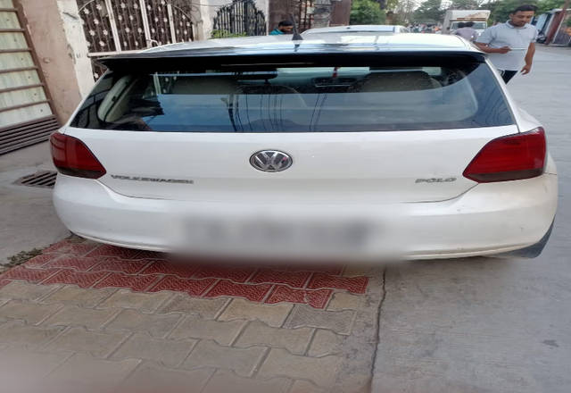 https://images10.gaadi.com/usedcar_image/4542865/original/17b2560c-36ca-45f4-af1f-8e4a8b6d9f6a.?imwidth=6402