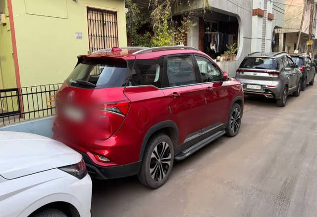 https://images10.gaadi.com/usedcar_image/4542878/original/7a8c4e69-c8cb-45b8-bc31-acb0e90dc8af.?imwidth=6402