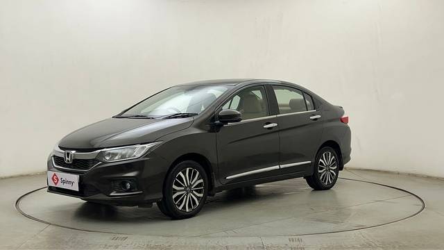 https://images10.gaadi.com/usedcar_image/4542936/original/736c0ecbcb446330ebe0fa9e8ad17221.JPG?imwidth=6400