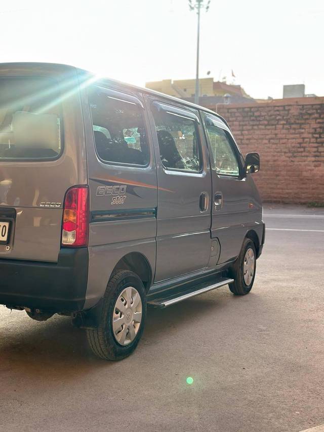 https://images10.gaadi.com/usedcar_image/4542938/original/processed_239653ad-0196-4245-a756-9c67afe6f242.jpg?imwidth=6401