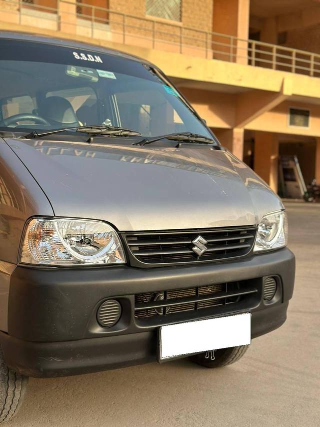 https://images10.gaadi.com/usedcar_image/4542938/original/processed_e18e03d2-bdd1-4871-8c70-6624fa33a315.jpg?imwidth=6400