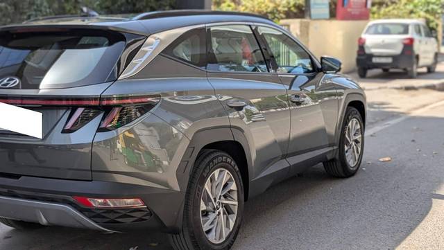 https://images10.gaadi.com/usedcar_image/4542947/original/processed_cc931860cce770b9980dc8802de48c82.jpg?imwidth=6401