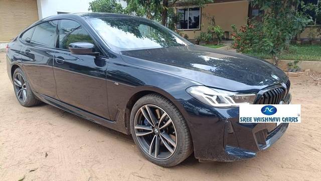 https://images10.gaadi.com/usedcar_image/4542948/original/processed_4352fe1ded06ae6983e6b07d8a7755cf.jpeg?imwidth=6400