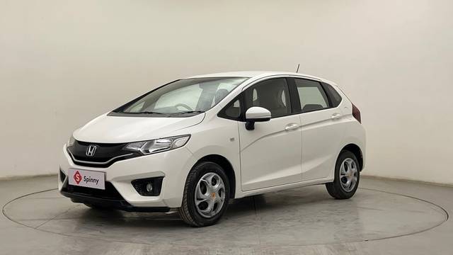 https://images10.gaadi.com/usedcar_image/4542958/original/d2f9e5c8ca9168fa4c6251ee4b98b05b.JPG?imwidth=6400