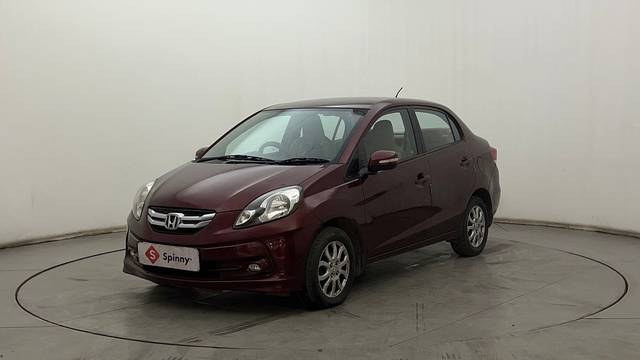 https://images10.gaadi.com/usedcar_image/4543010/original/729413c1b48f95472cc70928a8a045ea.JPG?imwidth=6400