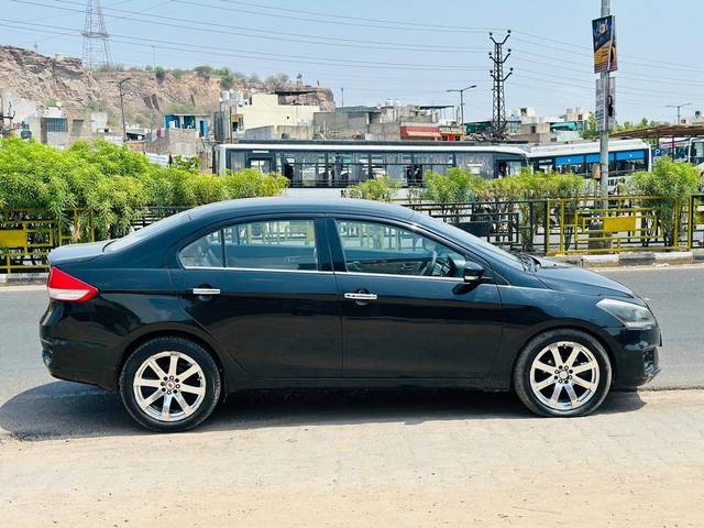 https://images10.gaadi.com/usedcar_image/4543017/original/processed_242a86f8-9a65-4edb-8fe0-5cd04d33dee0.jpg?imwidth=6401