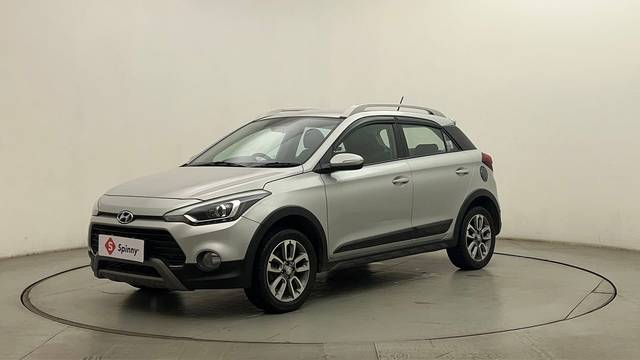 https://images10.gaadi.com/usedcar_image/4543033/original/204128daae59e28f984f7341790eb365.JPG?imwidth=6400