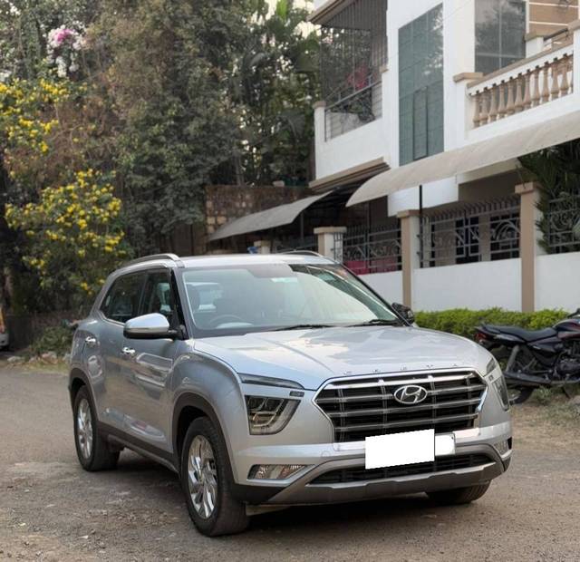 https://images10.gaadi.com/usedcar_image/4543070/original/processed_9cb32fcdc35abf4067120b8a9996eaba.jpg?imwidth=6400