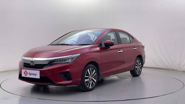 https://images10.gaadi.com/usedcar_image/4543081/original/fd2af4fc5cfd9e8a9cb5dbbc1fd29c0f.JPG?imwidth=6400