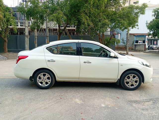 https://images10.gaadi.com/usedcar_image/4543089/original/processed_9220377c14fae4246683a70b4c30c315.jpg?imwidth=6401