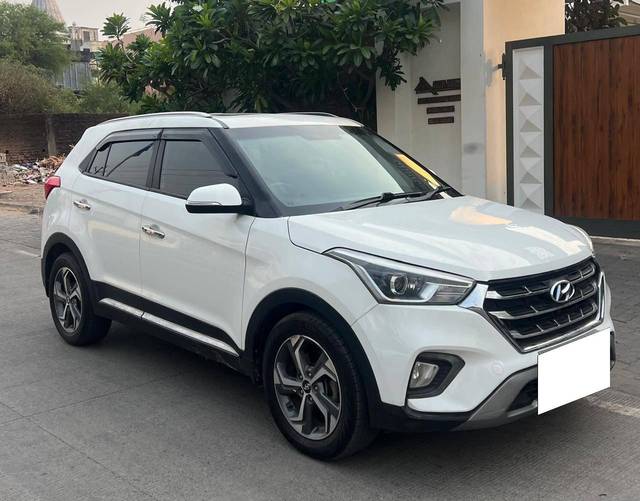 https://images10.gaadi.com/usedcar_image/4543091/original/processed_9a349de86174ce5c5d5338d1a381cda8.jpg?imwidth=6400
