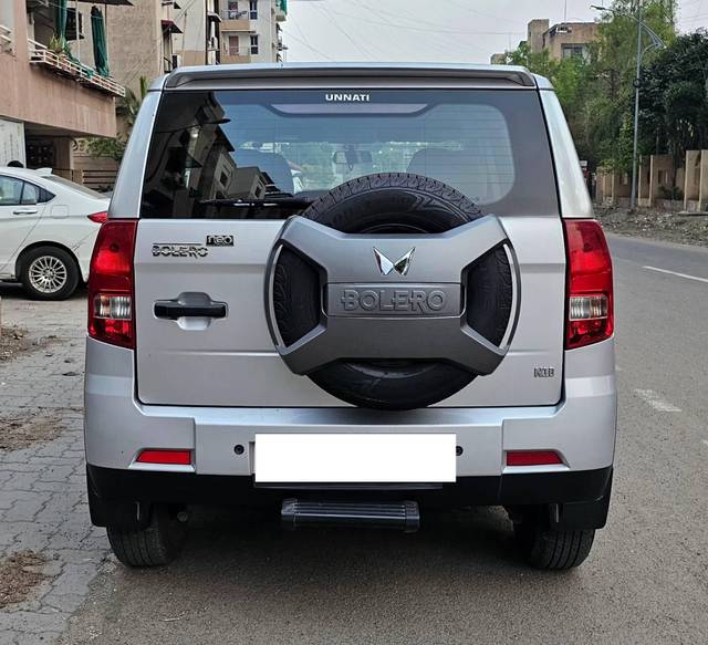 https://images10.gaadi.com/usedcar_image/4543124/original/processed_4da2c3e92bc000d5df41eda62c7faa5d.jpg?imwidth=6402