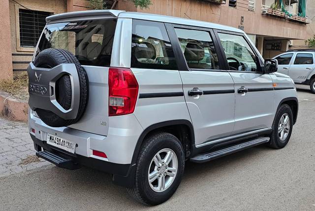 https://images10.gaadi.com/usedcar_image/4543124/original/processed_791fb8b224eb23b2491e597f965e3a41.jpg?imwidth=6401