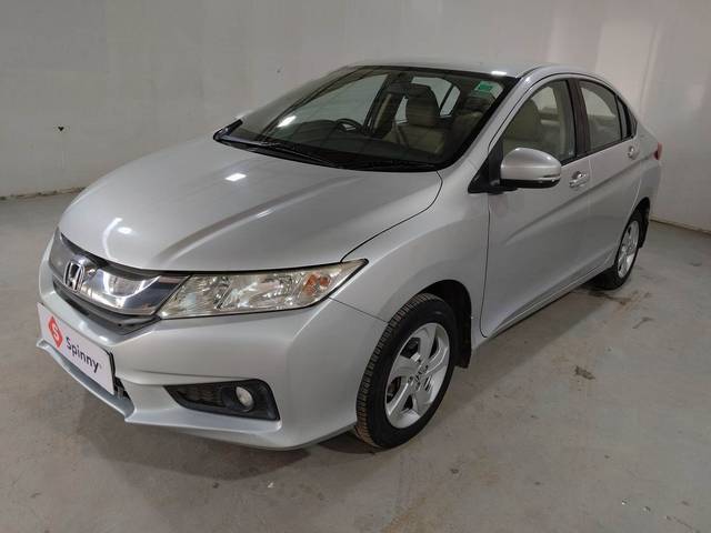 https://images10.gaadi.com/usedcar_image/4543132/original/7610f8e51d2a1a4016bb9bfeef2b13cb.jpg?imwidth=6400