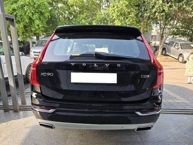 https://images10.gaadi.com/usedcar_image/4543134/original/processed_06d937a1bc8628a9dea8f2dffc20ed79.jpg?imwidth=6402