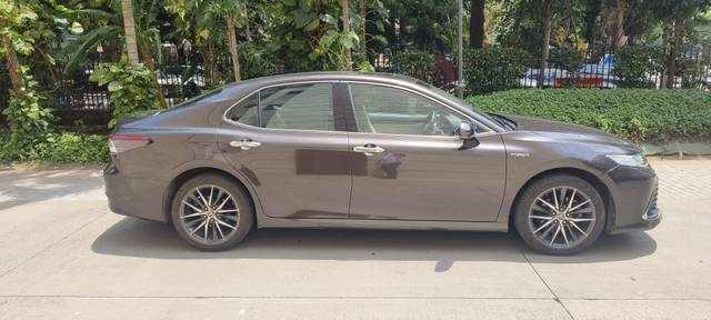 https://images10.gaadi.com/usedcar_image/4543145/original/processed_9c5adda8897a40bf215e753b938e0b24.jpg?imwidth=6402