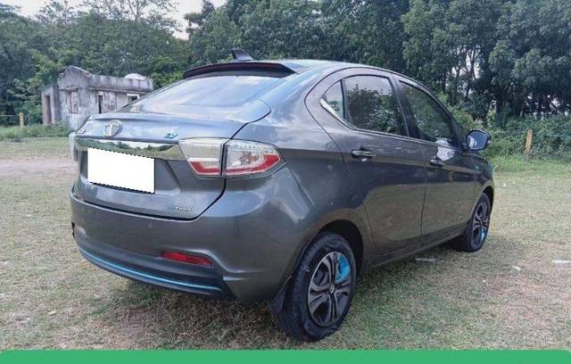 https://images10.gaadi.com/usedcar_image/4543197/original/processed_f91b03512d0b4c0ddc1f89c2ab96d37a.jpeg?imwidth=6402