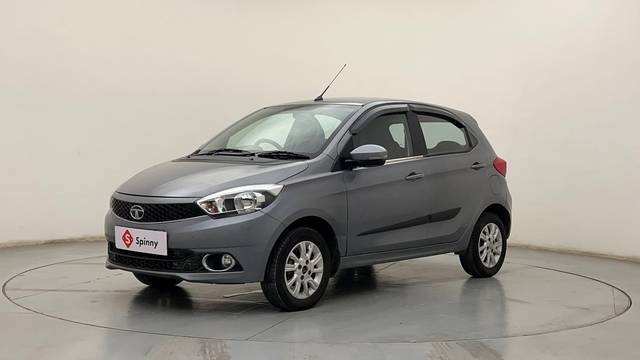 https://images10.gaadi.com/usedcar_image/4543217/original/4e562b3b539c96a90675f371f42eef1b.JPG?imwidth=6400