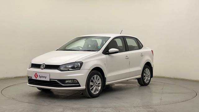 https://images10.gaadi.com/usedcar_image/4543224/original/ef4f949ac34e2dacf21dc2eabea905e7.JPG?imwidth=6400