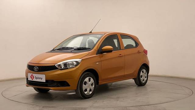 https://images10.gaadi.com/usedcar_image/4543227/original/c1902259ce6f554683fecf290c1fcf4b.JPG?imwidth=6400
