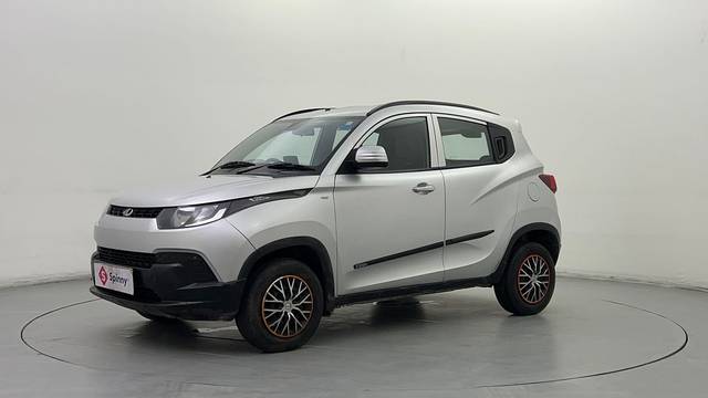 https://images10.gaadi.com/usedcar_image/4543250/original/86bf76b7b826d36acc4e0d578a349a3f.JPG?imwidth=6400