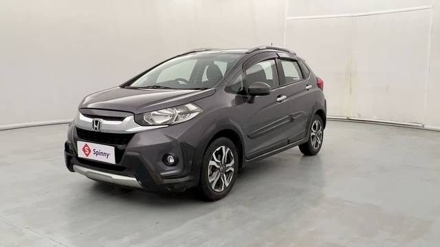 https://images10.gaadi.com/usedcar_image/4543277/original/6e2f134218d543e219115520d7b57e26.JPG?imwidth=6400