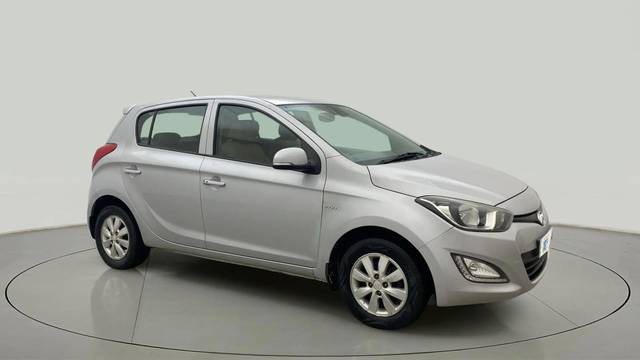 https://images10.gaadi.com/usedcar_image/4543308/original/5e643de1d001e00b99a09391ee4f04ae.jpg?imwidth=6400