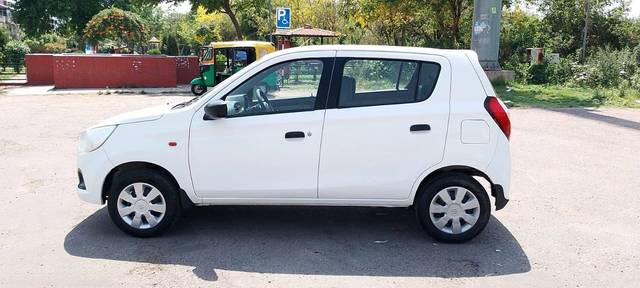 https://images10.gaadi.com/usedcar_image/4543320/original/processed_c9e38daaeae12a869e2d9449590572e2.jpg?imwidth=6402