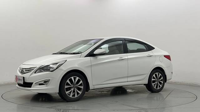 https://images10.gaadi.com/usedcar_image/4543341/original/0136dd1cfea822437f02a3c1565fb65c.JPG?imwidth=6400